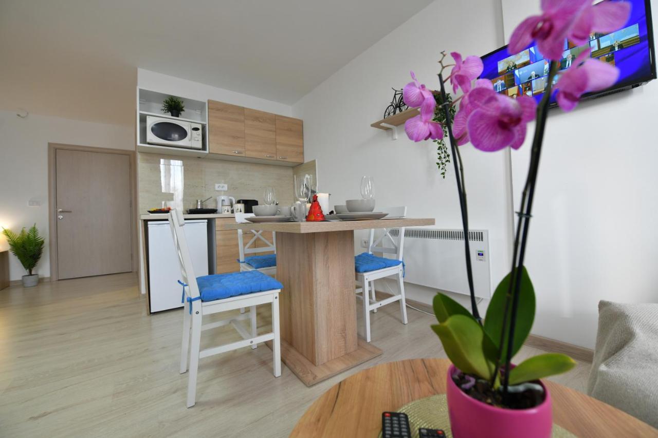 West In Apartments Čačak Екстериор снимка