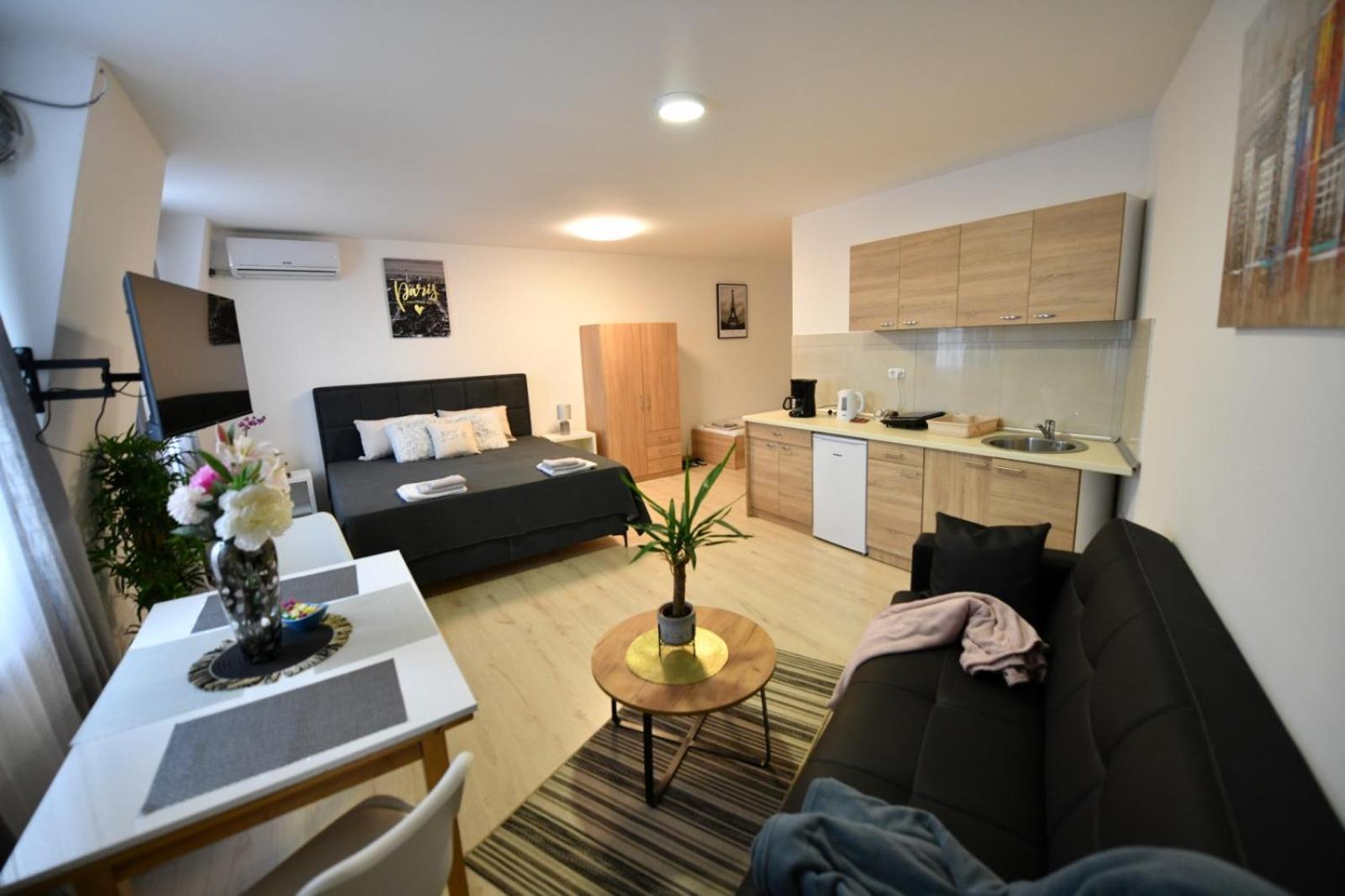 West In Apartments Čačak Екстериор снимка